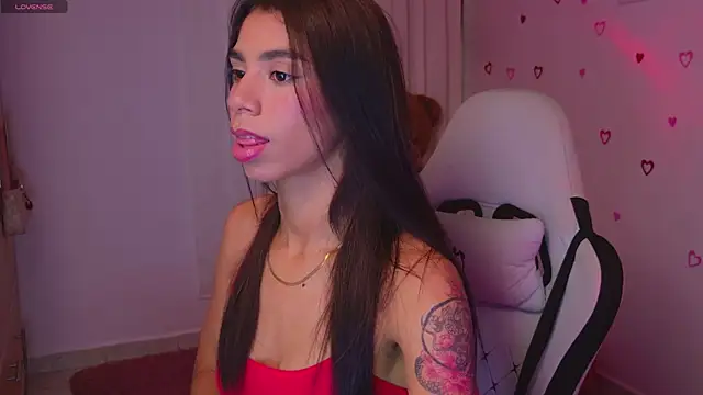 BrunetteAdams001 online show from February 2026 04:31:01 AM