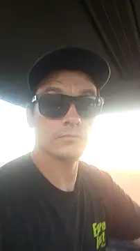 twistafatpipe online show from September 2025 11:31:02 PM