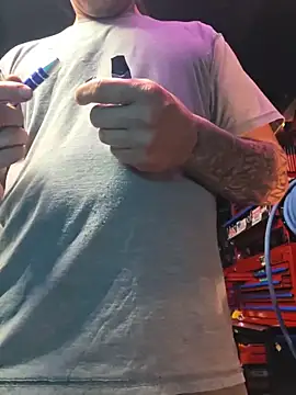 twistafatpipe online show from October 2025 07:29:01 AM