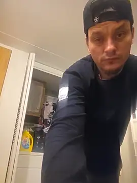 twistafatpipe online show from February 2026 01:10:02 AM