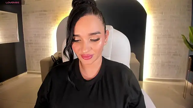 NovaSpencer online show from September 2025 08:09:01 PM