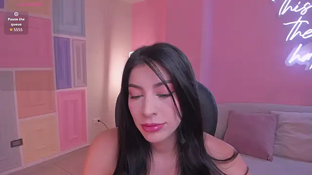 Snapshot of MaddisonTaylor1 chatting on July 2026 05:31:01 PM MaddisonTaylor1 online show from July 2026 05:31:01 PM