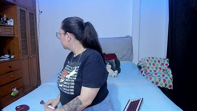 Ashley Monroe online show from March 2026 07:31:01 PM