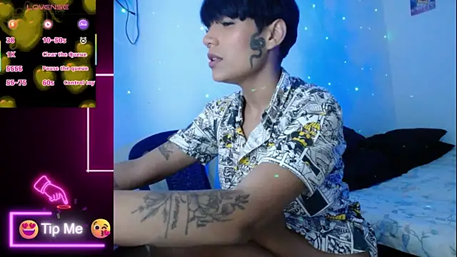 Papi Mami Live online show from November 2025 03:38:02 AM