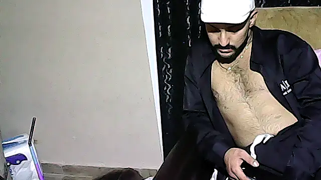 Muratcan33 online show from November 2025 09:50:02 PM