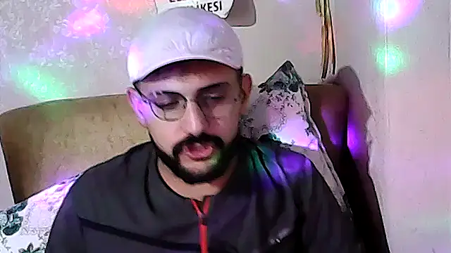 Muratcan33 online show from November 2025 02:28:02 PM