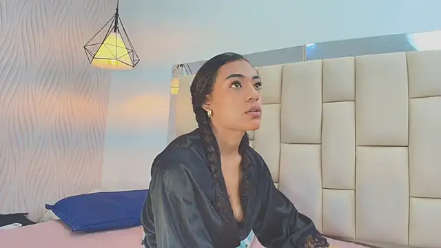 Vero Temptation online show from November 2025 12:05:01 PM