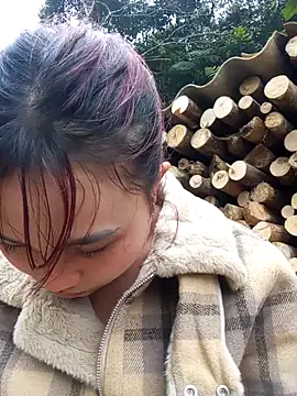 EllyBaby20 online show from December 2025 05:47:01 AM