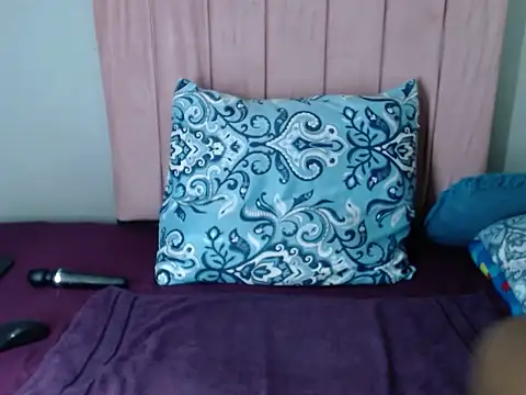 SWEETBERRYxXx online show from November 2025 05:46:02 PM