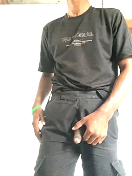 Snapshot of kavi1q1 chatting on November 2025 01:08:01 AM kavi1q1 online show from November 2025 01:08:01 AM