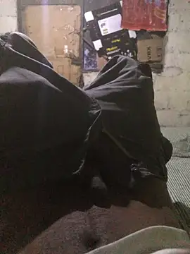 Snapshot of kavi1q1 chatting on January 2026 03:38:02 PM kavi1q1 online show from January 2026 03:38:02 PM