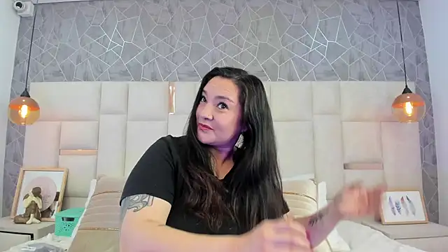 Snapshot of _im_alaya chatting on September 2025 03:43:02 AM im alaya online show from September 2025 03:43:02 AM