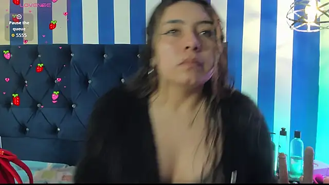 valeria rouse28 online show from September 2025 04:19:01 PM