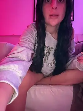 Snapshot of baddieworld1 chatting on February 2026 06:28:01 PM baddieworld1 online show from February 2026 06:28:01 PM