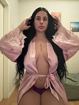 Snapshot of baddieworld1 chatting on February 2026 01:32:02 PM baddieworld1 online show from February 2026 01:32:02 PM