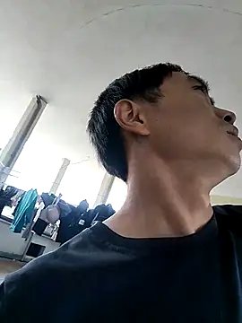 Snapshot of Boytasexy chatting on November 2025 04:23:02 AM Boytasexy online show from November 2025 04:23:02 AM