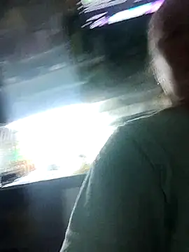 Kiss Eva online show from March 2025 12:04:01 AM