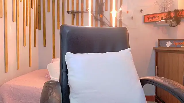 Angel saez online show from November 2025 12:07:02 PM