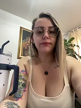 CurvyLust x online show from May 2026 02:12:01 PM
