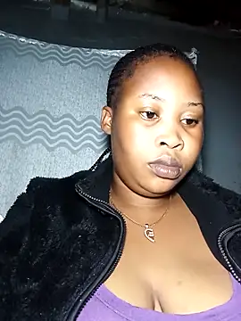 Snapshot of OCEANSQUITERXXX chatting on October 2025 12:13:01 AM OCEANSQUITERXXX online show from October 2025 12:13:01 AM