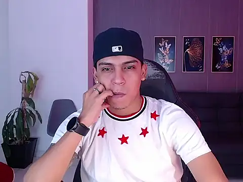 david santos16 online show from September 2025 11:07:01 PM