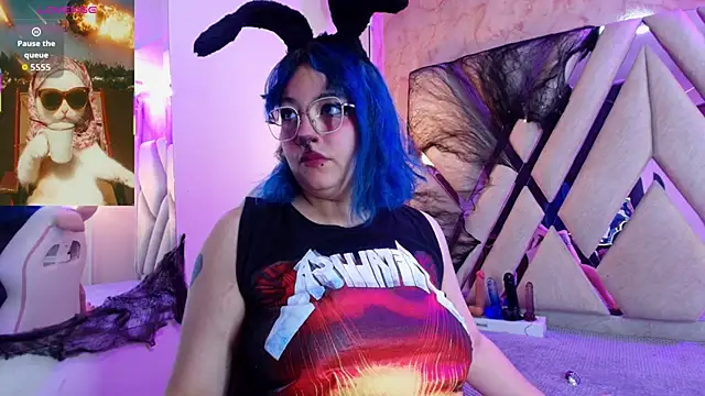 Lilith curvy online show from October 2025 08:10:01 PM