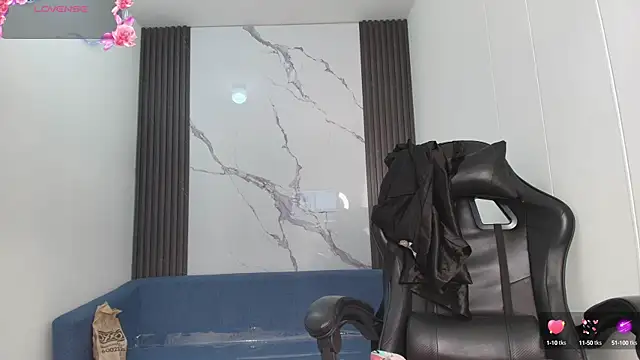 ShaunaDream online show from October 2025 05:08:01 AM