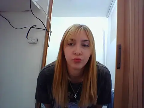 ayebran online show from September 2025 09:59:02 PM