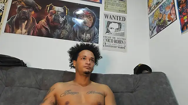 Snapshot of _MACCARTHY_TAYLOR chatting on October 2025 10:39:02 PM MACCARTHY TAYLOR online show from October 2025 10:39:02 PM