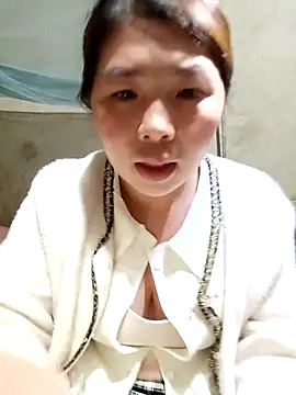 quynhkoolbae online show from February 2026 12:48:02 PM