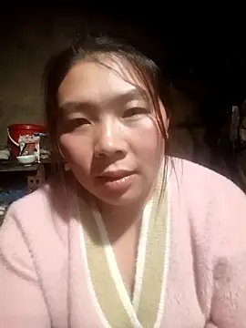 quynhkoolbae online show from February 2026 12:27:01 PM