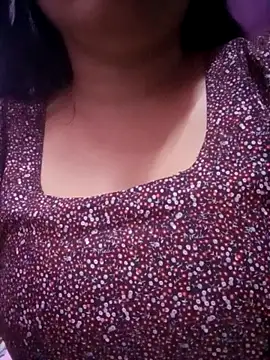 Snapshot of TINASONI chatting on October 2025 03:20:01 PM TINASONI online show from October 2025 03:20:01 PM