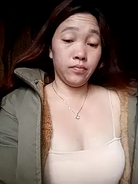 miumiu 00 online show from December 2025 12:16:02 AM