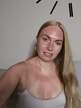 KisaVixen online show from July 2026 06:01:02 PM