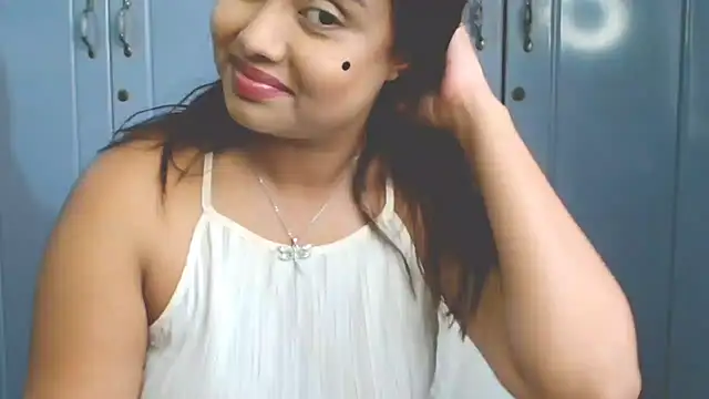 Snapshot of Indian_GlowingMiax chatting on September 2025 06:13:01 AM Indian GlowingMiax online show from September 2025 06:13:01 AM