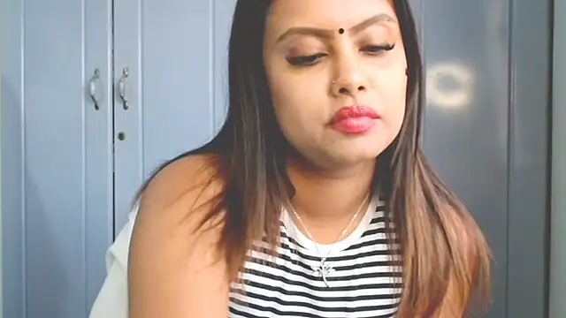 Snapshot of Indian_GlowingMiax chatting on September 2025 10:42:02 AM Indian GlowingMiax online show from September 2025 10:42:02 AM