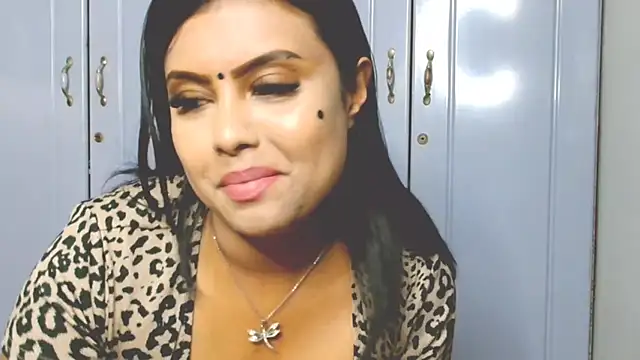 Snapshot of Indian_GlowingMiax chatting on October 2025 04:09:02 PM Indian GlowingMiax online show from October 2025 04:09:02 PM