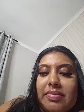 Snapshot of Indian_GlowingMiax chatting on November 2025 04:50:01 PM Indian GlowingMiax online show from November 2025 04:50:01 PM