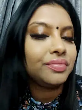 Snapshot of Indian_GlowingMiax chatting on November 2025 02:01:02 AM Indian GlowingMiax online show from November 2025 02:01:02 AM