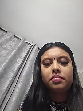 Snapshot of Indian_GlowingMiax chatting on November 2025 01:33:02 AM Indian GlowingMiax online show from November 2025 01:33:02 AM