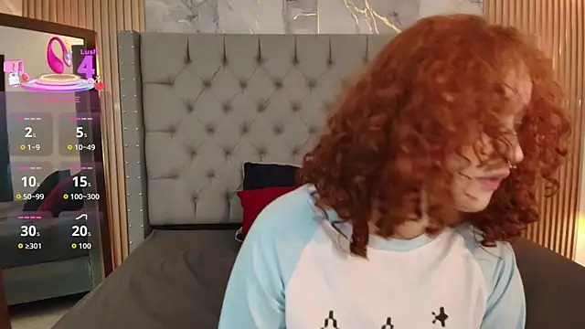 Suxan White  online show from November 2025 11:55:02 AM