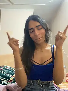 Snapshot of kaylee_demm chatting on February 2026 07:01:02 PM kaylee demm online show from February 2026 07:01:02 PM