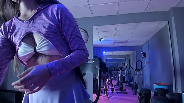 VelvetGreen online show from November 2025 02:49:02 PM