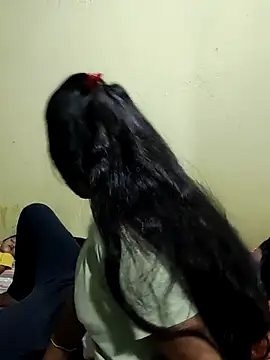 Desi masti69 online show from September 2025 05:01:01 PM