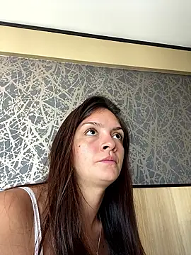 Danielaeliana online show from January 2026 01:38:01 PM