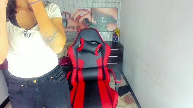 alison moon7 online show from January 2026 11:59:02 AM