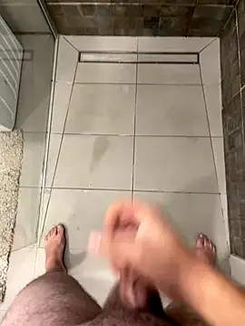 Snapshot of MrZli chatting on November 2025 10:28:02 AM MrZli online show from November 2025 10:28:02 AM