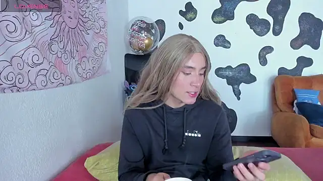 brihanna cooper online show from October 2025 01:45:01 PM