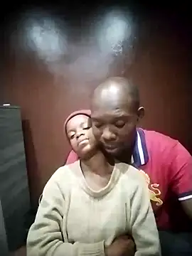 TinnyVsGiant online show from October 2025 08:10:01 PM