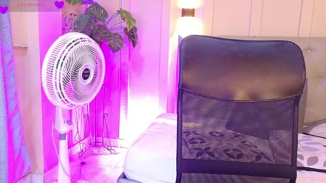 Snapshot of Daiisy_kiss chatting on January 2026 11:58:01 AM Daiisy kiss online show from January 2026 11:58:01 AM